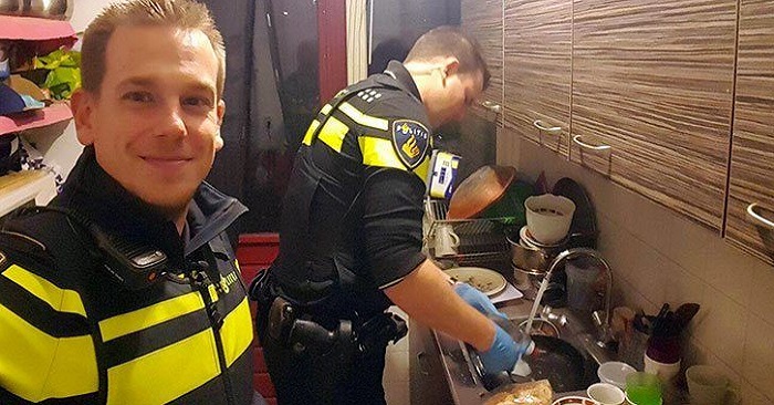 Mamman fick åka ambulans till sjukhuset! Det polisen gör för barnen då är OTROLIGT!